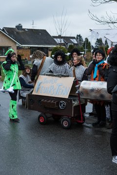 Bild 12 - Latuff Umzug